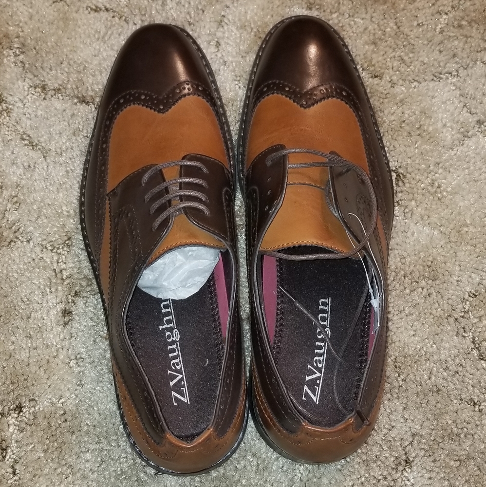 Two tone wingtip Oxfords